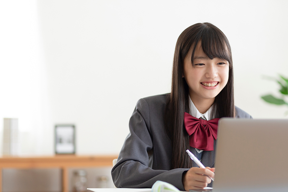 遅刻・欠席者への万全なフォロー体制